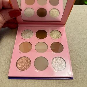 Jazmine Beauty Chasing Sunsets Eyeshadow Palette NEW